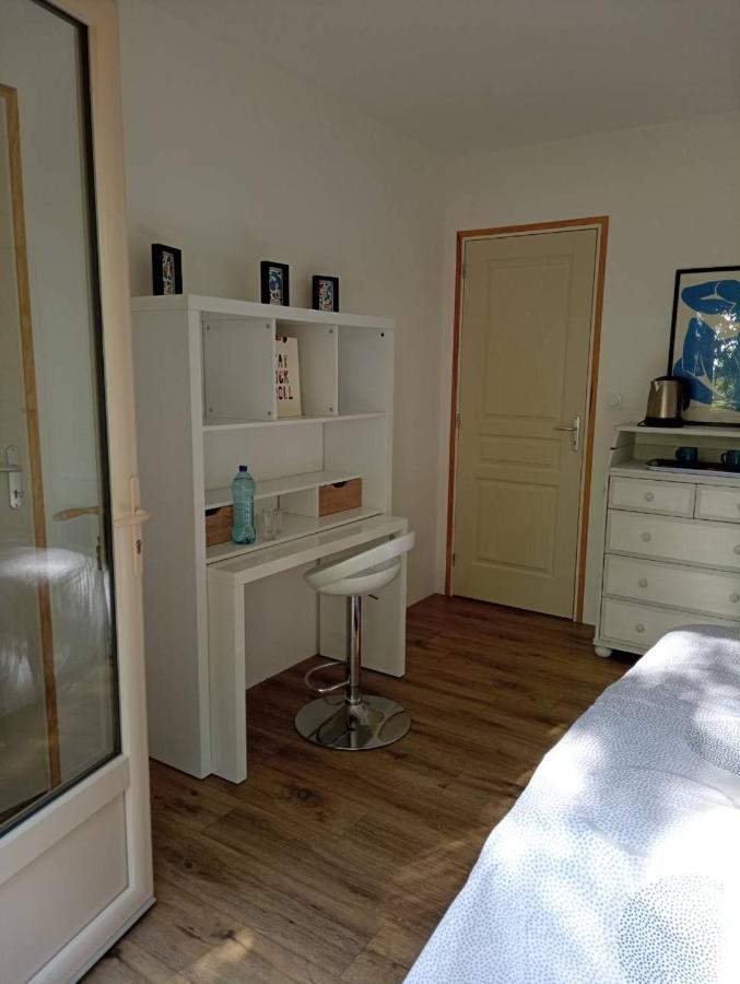 Chambre Au Calme Entouree Par La Nature. Saint-Leon-sur-Vezere Zewnętrze zdjęcie